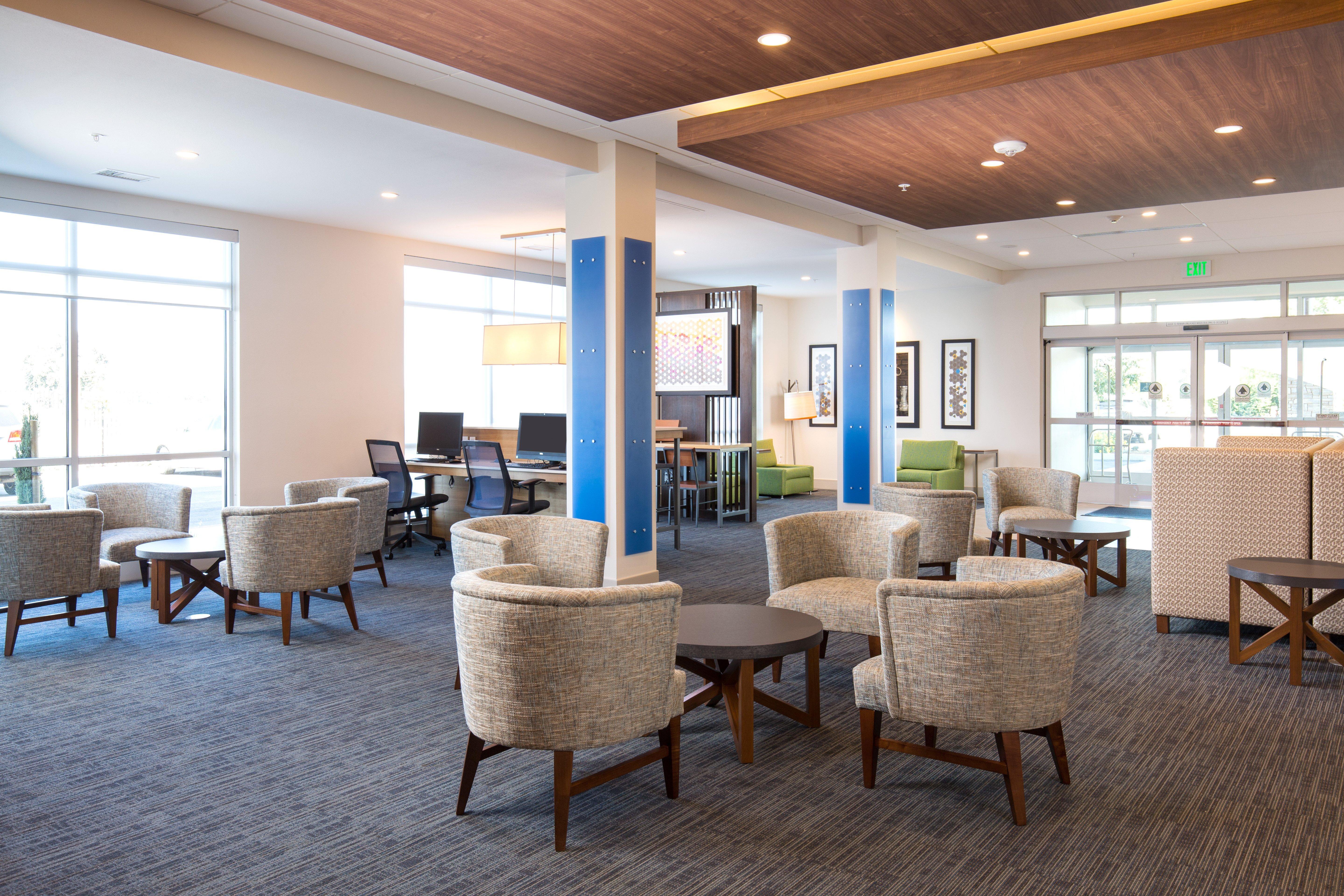 Holiday Inn Express Visalia-Sequoia Gateway Area By Ihg Exteriér fotografie