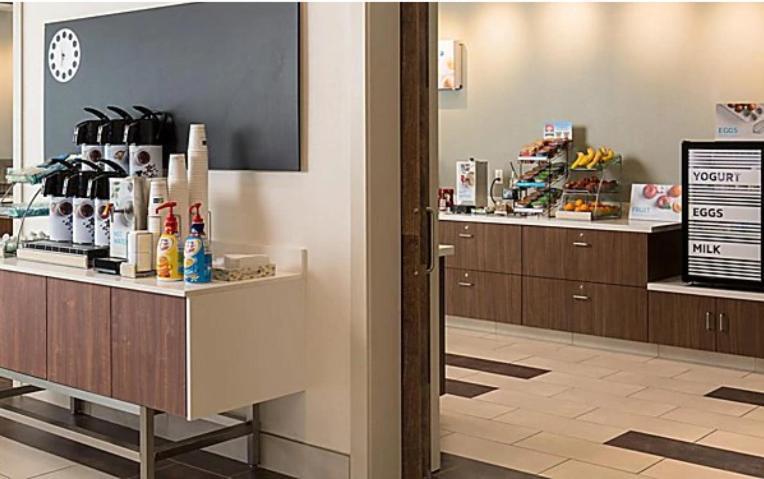 Holiday Inn Express Visalia-Sequoia Gateway Area By Ihg Exteriér fotografie
